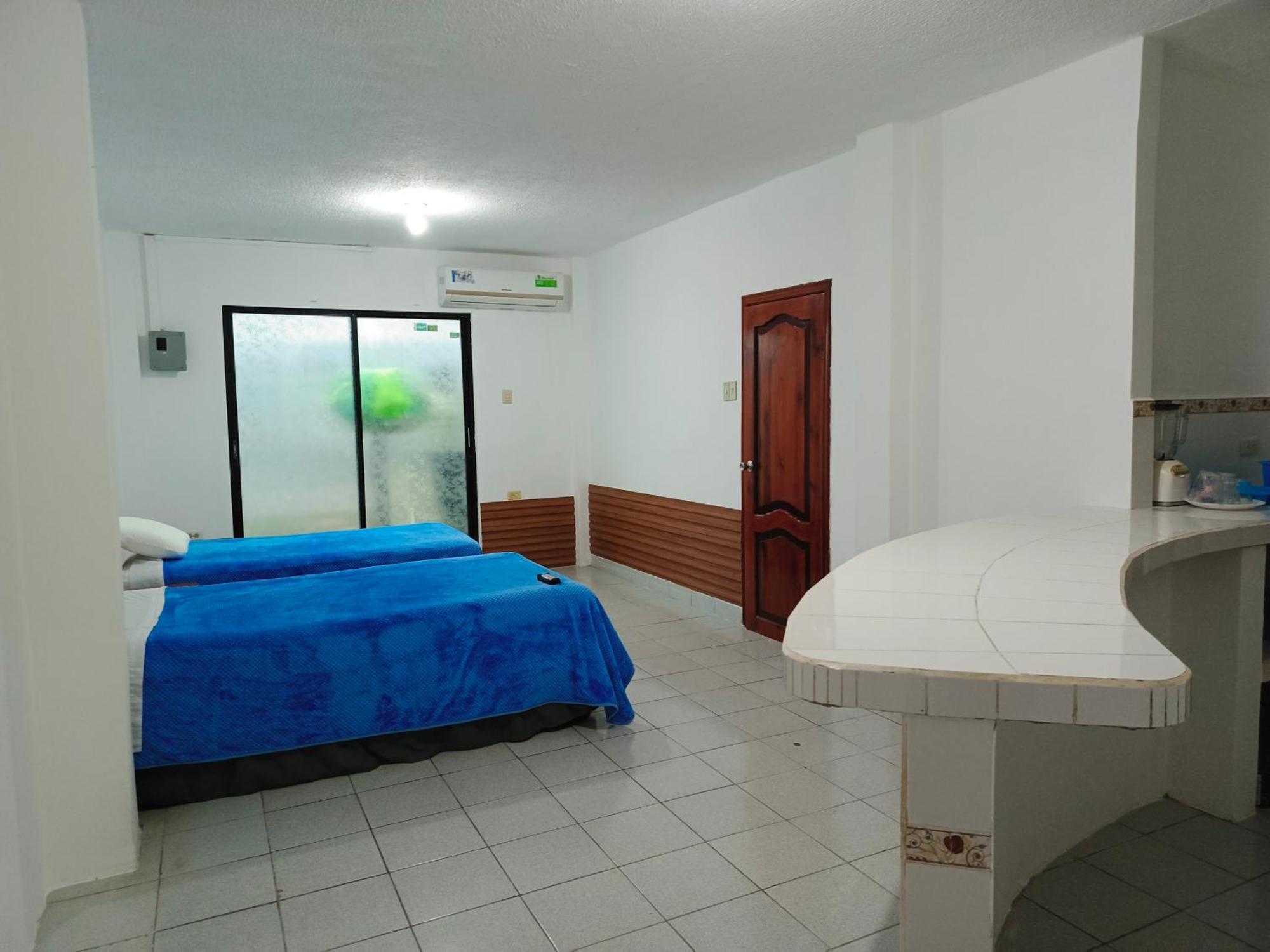 Teresita'S House Suites Con Cocina Privada Puerto Baquerizo Moreno Exterior foto